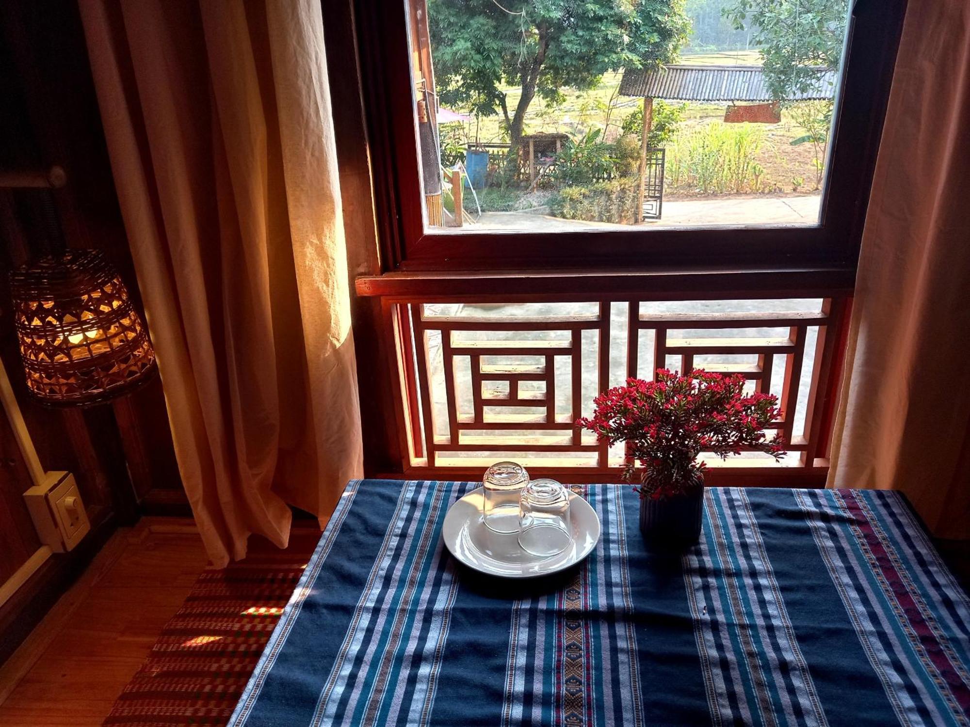 Nha Tan - Mai Chau Homestay And Tours Exterior foto